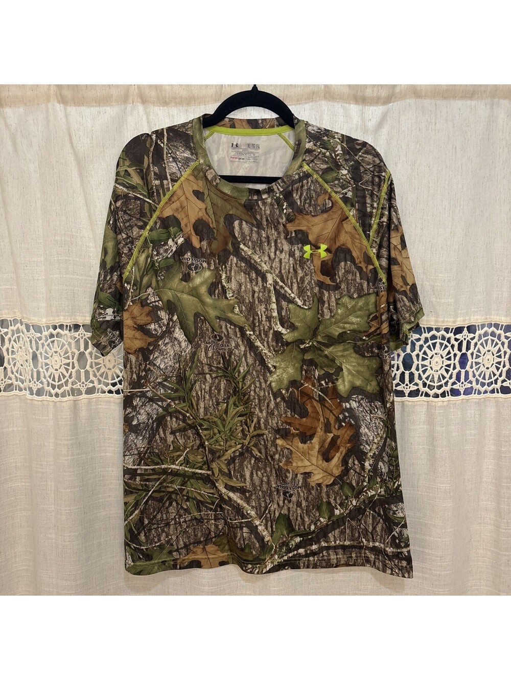UNDER ARMOUR Loose Fit Heat Gear CAMO Mossy Oak Shirt~Men's XL Scent Control